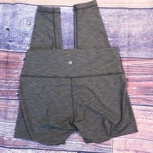 Lululemon Heather Gray Sports Leggings. Like new